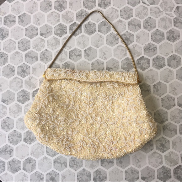 La Regale Handbags - Vintage 1950’s La Regale beaded purse
